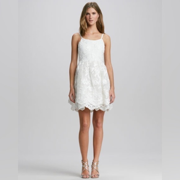 Alice + Olivia Rora Lace-Overlay Dress size 2 - Picture 1 of 14